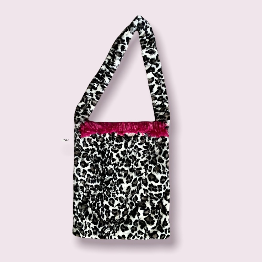 Minky Reversible Crossbody Bag in Black & White Leopard with Hot Pink Shag-NWOT